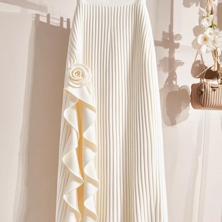 women 2024 autumn and winter new high waist slim milky white mid-length skirt Frech style |1043 - Image 3