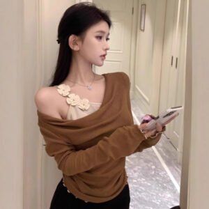 three-dimensional flowers, design, top, women, autumn | 9011